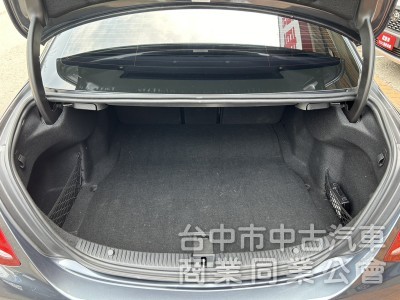 C300