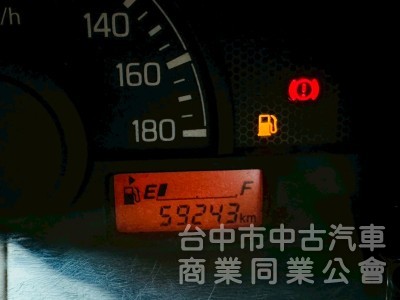 油壓尾門，一手車，原版件