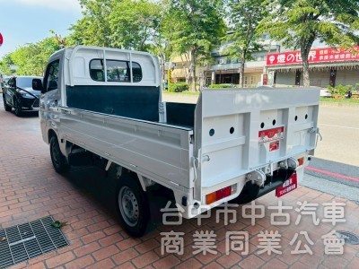 油壓尾門，一手車，原版件