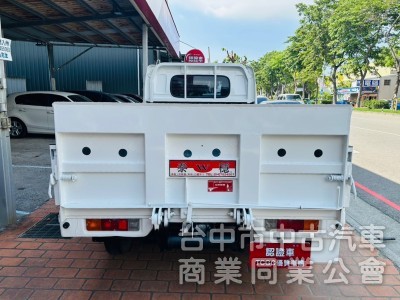 油壓尾門，一手車，原版件