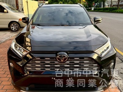 頂級旗艦版，360環景，apple carplay，原版件