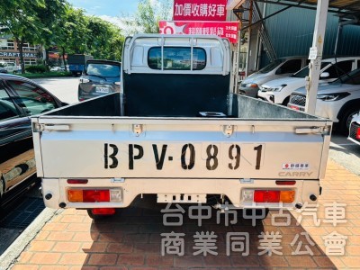 低里程小貨車