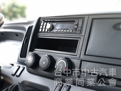 一手車！原廠保養！實跑16萬！原鈑件！載重5頓！可換貨斗！可全貸！大甲在地深耕27年老店！