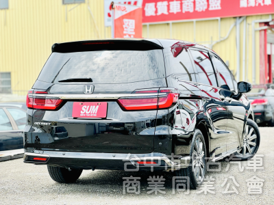 末代大改款！原廠保養！ACC跟車 電動側滑門 CarPlay 車道維持 LED頭燈！原鈑件！可全貸！大甲在地30年老店！
