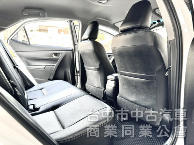 15年式豪華版！一手車！里程僅10萬公里！定速 恆溫 藍芽 數位電視 倒車顯影 原鈑件！可全貸！大甲在地深耕30年老店！