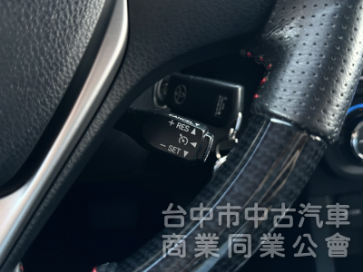15年式豪華版！一手車！里程僅10萬公里！定速 恆溫 藍芽 數位電視 倒車顯影 原鈑件！可全貸！大甲在地深耕30年老店！