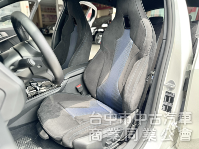 原廠保固中！M版！一手車！僅跑2萬！全原廠保養！ACC跟車 盲點 跑車座椅 無線CarPlay！原鈑件！可全貸！