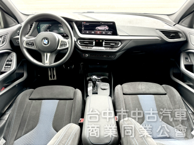 原廠保固中！M版！一手車！僅跑2萬！全原廠保養！ACC跟車 盲點 跑車座椅 無線CarPlay！原鈑件！可全貸！