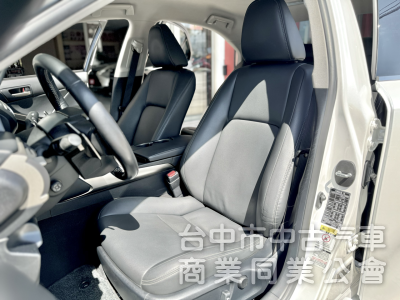 小改款！ACC跟車！原廠保養！雙電動加熱椅 導航 數位電視！年均僅跑1.3萬公里！原鈑件！可全貸！大甲在地30年老店！