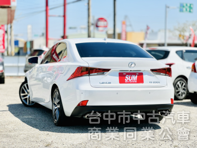 小改款！ACC跟車！原廠保養！雙電動加熱椅 導航 數位電視！年均僅跑1.3萬公里！原鈑件！可全貸！大甲在地30年老店！