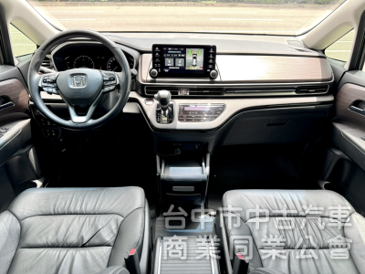 末代大改款！登峰版！ACC跟車 盲點 雙電動側滑門 電尾門 360環景 CarPlay 車道維持 LED頭燈！原鈑件！