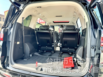 末代大改款！登峰版！ACC跟車 盲點 雙電動側滑門 電尾門 360環景 CarPlay 車道維持 LED頭燈！原鈑件！