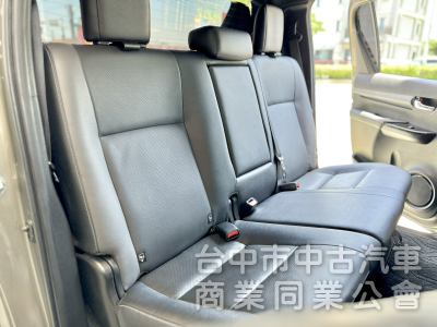 一手車！原廠保養！柴油4WD！車斗捲簾！ACC跟車 環景 通風座椅 CarPlay！原鈑件！可全貸！大甲在地30年老店！