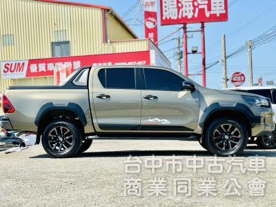 一手車！原廠保養！柴油4WD！車斗捲簾！ACC跟車 環景 通風座椅 CarPlay！原鈑件！可全貸！大甲在地30年老店！