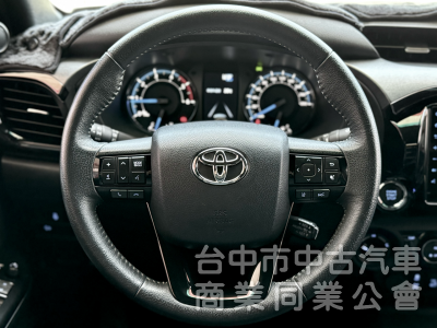 一手車！原廠保養！柴油4WD！車斗捲簾！ACC跟車 環景 通風座椅 CarPlay！原鈑件！可全貸！大甲在地30年老店！