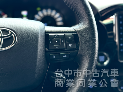 一手車！原廠保養！柴油4WD！車斗捲簾！ACC跟車 環景 通風座椅 CarPlay！原鈑件！可全貸！大甲在地30年老店！