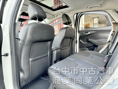 頂級S版！僅跑7萬！CarPlay 免鑰匙 盲點 HID頭燈 天窗 定速 自動停車！可全貸！大甲在地深耕30年老店！