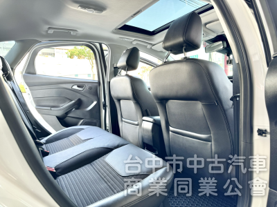 頂級S版！僅跑7萬！CarPlay 免鑰匙 盲點 HID頭燈 天窗 定速 自動停車！可全貸！大甲在地深耕30年老店！