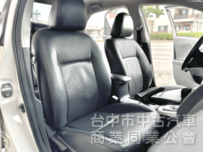 小改款！七速變速箱！一手車！家庭省油代步車！定速！恆溫！安全氣囊！原鈑件！可全貸！台中在地深耕30年老店！