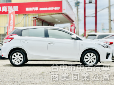 一手車！16年式！大鴨！代步神車！倒車顯影 雙安全氣囊 AppleCarPlay 衛星導航！可全貸！台中在地30年老店！