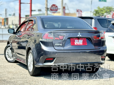 一手車！里程僅跑7萬！原廠保養！定速！I-KEY！無線AppleCarPlay！倒車顯影 四輪新胎 抬頭顯示！原鈑件！
