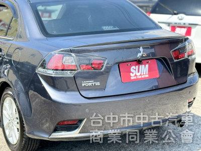 一手車！里程僅跑7萬！原廠保養！定速！I-KEY！無線AppleCarPlay！倒車顯影 四輪新胎 抬頭顯示！原鈑件！