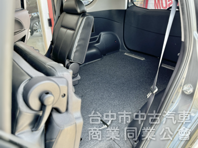旗艦版！一手車！僅跑5萬！數位儀表 盲點 定速 後座出風口 無線CarPlay！原鈑件！可全貸！大甲在地30年老店！