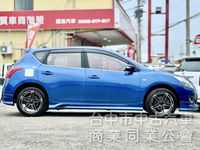 一手車！SR特式版！I-KEY 恆溫 AppleCarPlay 倒車顯影 抬頭顯示！原廠空力套件！原鈑件！
