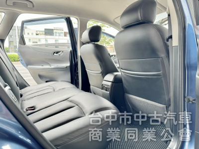 一手車！SR特式版！I-KEY 恆溫 AppleCarPlay 倒車顯影 抬頭顯示！原廠空力套件！原鈑件！