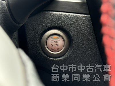 一手車！SR特式版！I-KEY 恆溫 AppleCarPlay 倒車顯影 抬頭顯示！原廠空力套件！原鈑件！
