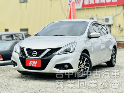 低里程！僅跑4萬！小車大空間！6氣囊！藍芽影音 倒車顯影 前後紀錄！後座出風口！原鈑件！可全貸！台中在地深耕30年老店！