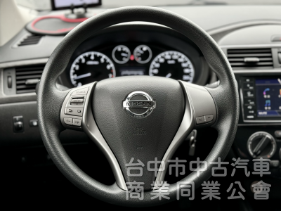 低里程！僅跑4萬！小車大空間！6氣囊！藍芽影音 倒車顯影 前後紀錄！後座出風口！原鈑件！可全貸！台中在地深耕30年老店！