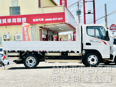 低里程！全新車斗！僅跑11萬！長軸11呎半！原廠防捲入護欄！免尿素！載重五噸！無限速！可全貸！大甲在地深耕30年老店！