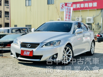 一手車！NAVI旗艦版！僅跑10萬！定速！ML音響！撥片！導航！後電動遮陽簾！雙電動冷熱通風椅！前後車距雷達！原鈑件！