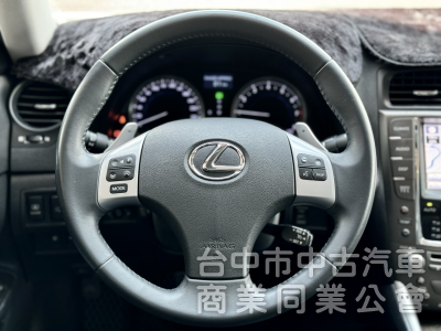 一手車！NAVI旗艦版！僅跑10萬！定速！ML音響！撥片！導航！後電動遮陽簾！雙電動冷熱通風椅！前後車距雷達！原鈑件！