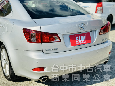 一手車！NAVI旗艦版！僅跑10萬！定速！ML音響！撥片！導航！後電動遮陽簾！雙電動冷熱通風椅！前後車距雷達！原鈑件！