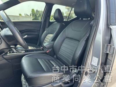 旗艦版！僅跑3萬！新車保固！環景 ACC跟車 盲點 恆溫 CarPaly 車道偏移！原鈑件！可全貸！台中在地30年老店！