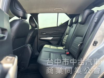 旗艦版！僅跑3萬！新車保固！環景 ACC跟車 盲點 恆溫 CarPaly 車道偏移！原鈑件！可全貸！台中在地30年老店！