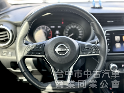 旗艦版！僅跑3萬！新車保固！環景 ACC跟車 盲點 恆溫 CarPaly 車道偏移！原鈑件！可全貸！台中在地30年老店！