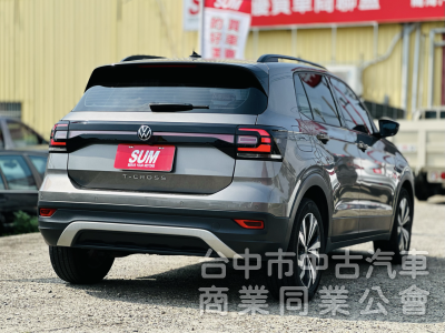 搶先看～新車保固中！原廠保養！ACC跟車 無線充電 CarPlay 雙區恆溫！原鈑件！可全貸！台中在地30年老店！