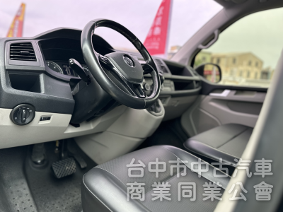 搶先看～長軸！僅跑9萬！九人座！定速 三區恆溫 藍芽 倒車影像 後座遮陽簾！可全貸！售後全省保固！台中在地30年老店！