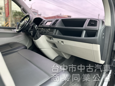 搶先看～長軸！僅跑9萬！九人座！定速 三區恆溫 藍芽 倒車影像 後座遮陽簾！可全貸！售後全省保固！台中在地30年老店！