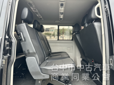 搶先看～長軸！僅跑9萬！九人座！定速 三區恆溫 藍芽 倒車影像 後座遮陽簾！可全貸！售後全省保固！台中在地30年老店！