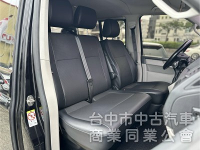 搶先看～長軸！僅跑9萬！九人座！定速 三區恆溫 藍芽 倒車影像 後座遮陽簾！可全貸！售後全省保固！台中在地30年老店！