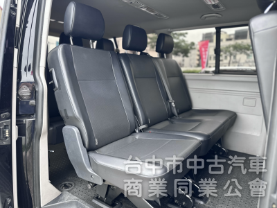 搶先看～長軸！僅跑9萬！九人座！定速 三區恆溫 藍芽 倒車影像 後座遮陽簾！可全貸！售後全省保固！台中在地30年老店！