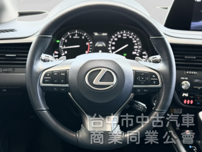 曜黑限量版！僅跑3萬！新車保固！ACC跟車 盲點 通風椅 電尾門 CarPlay！原鈑件！可全貸！台中在地深耕30年老店