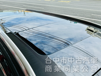 一手車！Wagon跑旅型！ACC跟車！盲點 電尾門 CarPlay 電熱椅 全景天窗！原鈑件！可全貸！台中在地30年老店