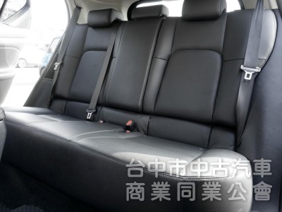 僅跑3萬！末代改款！18年式！油電小掀背！ACC跟車！10安！記憶電動椅！車道偏移！原鈑件！可全貸！大甲在地30年老店！