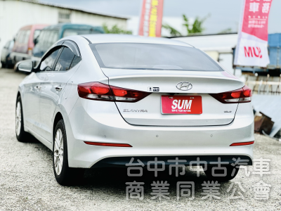 搶先看！一手車！豪華版！六安！定速！無線CarPlay！前後記錄器！後座出風口！原鈑件！可全貸！台中在地深耕30年老店！