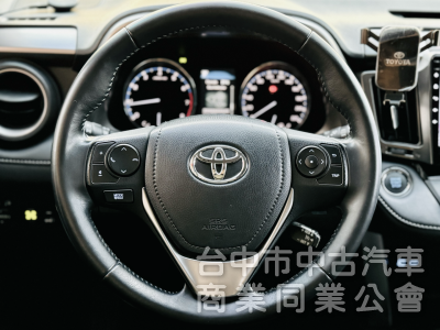 搶先看！一手車！原廠保養！360環景！腳踢尾門！無線CarPlay！LED頭燈！定速！前後紀錄器！原鈑件！可全貸！